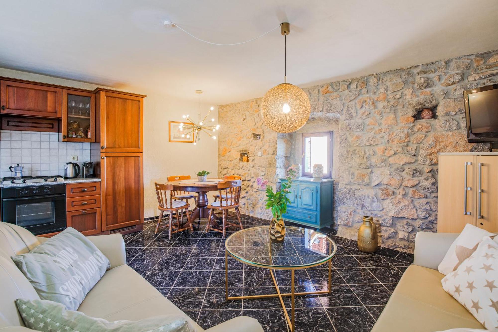 Apartments Lina Vrh  المظهر الخارجي الصورة
